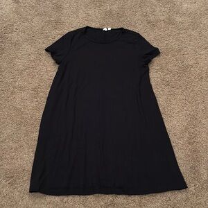 GAP black dress